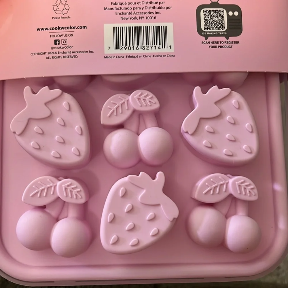 Pink CWC Ice Tray Set - Picture 5 of 5